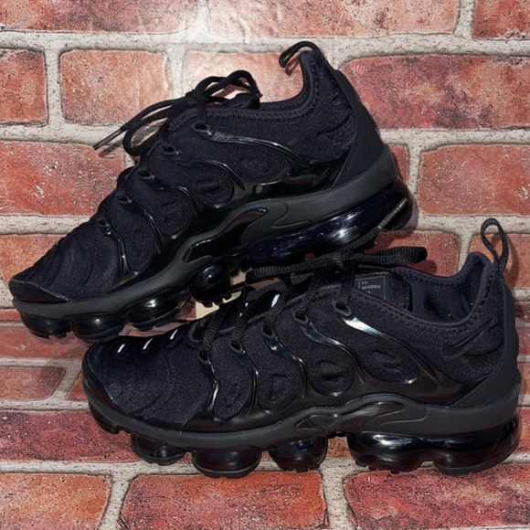 Pre-Owned Nike Air Max Vapormax Triple Black Sneaker Shoes Size 7 924453-004 - Picture 5 of 8